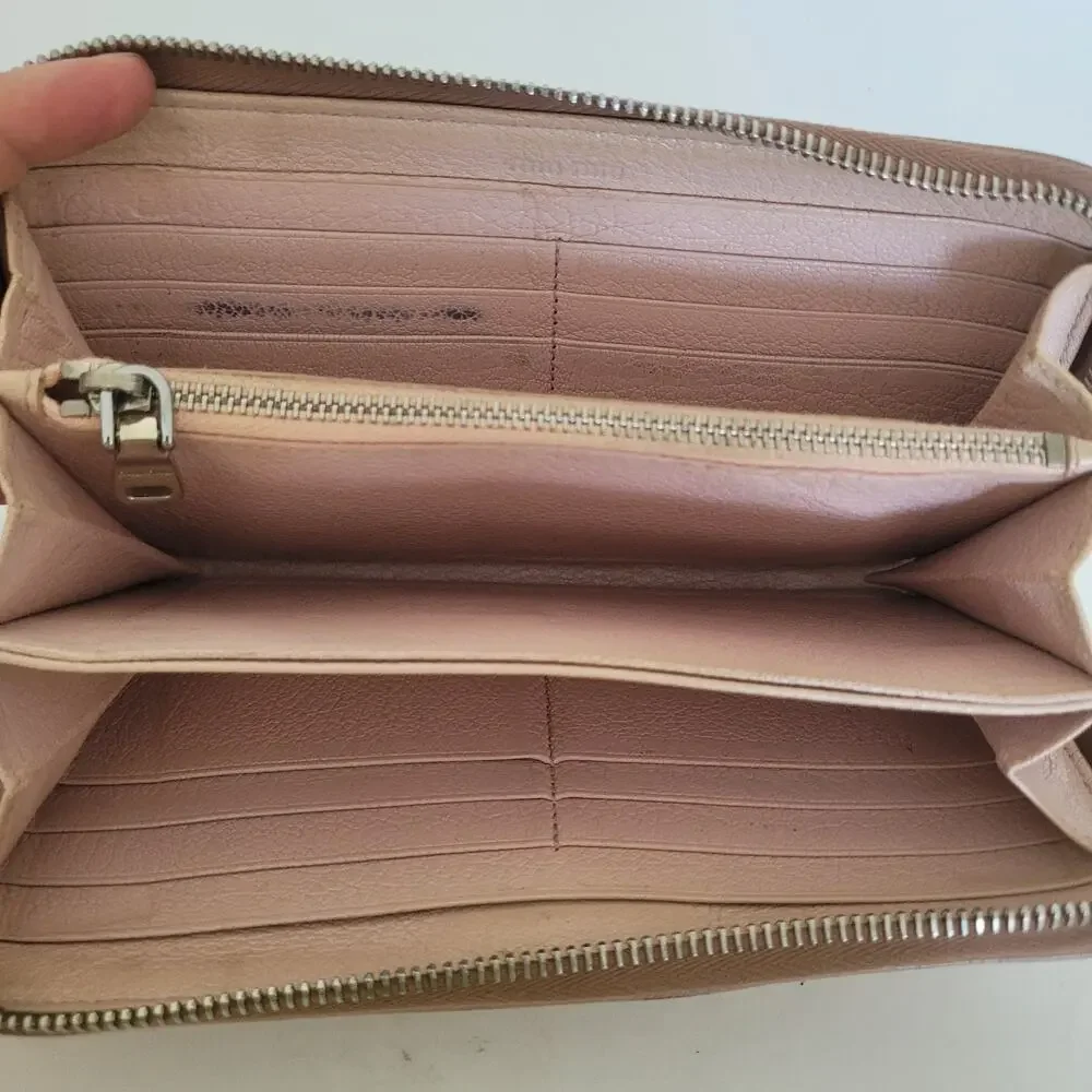 MIU MIU Beige Pink Leather Zip Long Wallet‎ Clutch Logo Accordion Large Bow